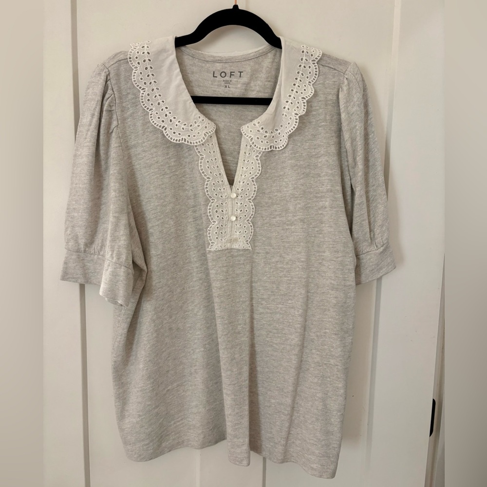 LOFT Light Gray sweater eyelet collar trim pleated sleeves XL